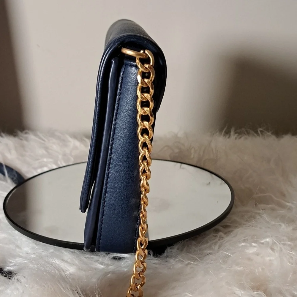 Tory Burch Chelsea Leather Shoulder Bag EUC